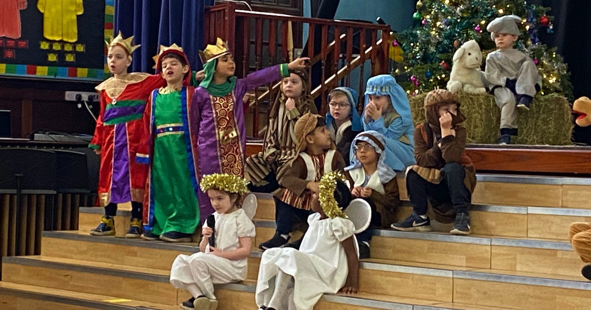 P1 Wriggly Nativity Hutchesons' Grammar School